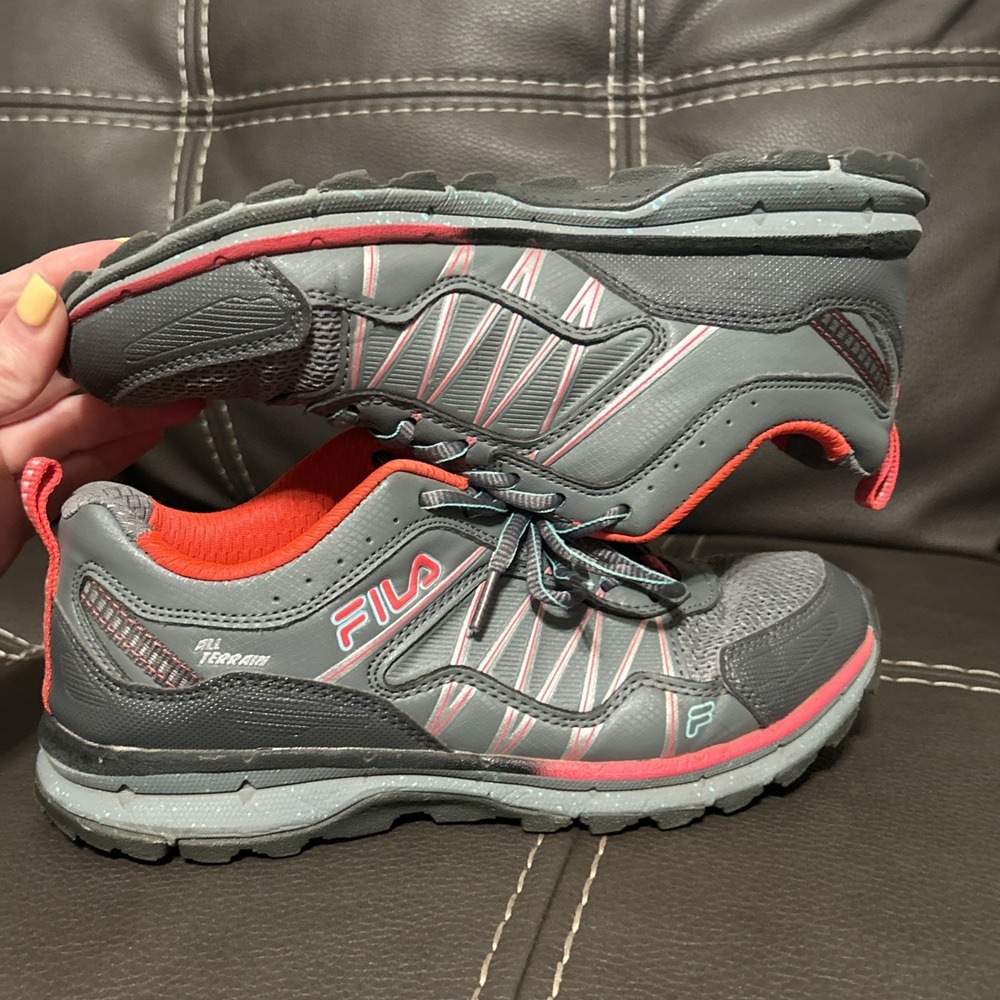 Women's Size 7 1/2 Fila All-Terrain. Athletic Shoes Grey, And Neon Pink.